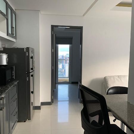 1 Bedroom With Balcony, Fully Furnished Overlooking Manila Bay At Birch Tower, Malate, Манила Екстериор снимка