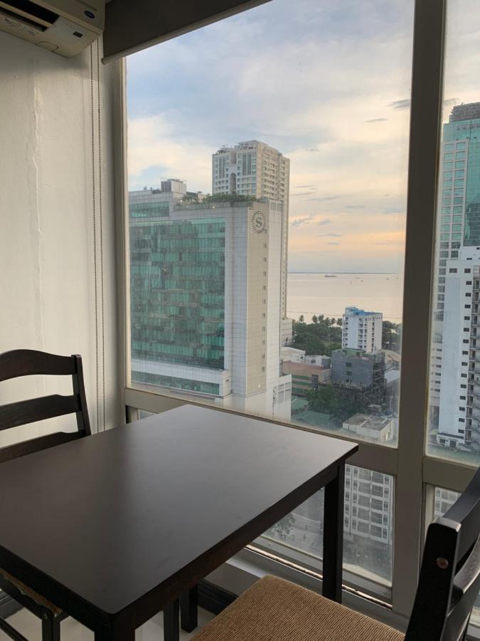 1 Bedroom With Balcony, Fully Furnished Overlooking Manila Bay At Birch Tower, Malate, Манила Екстериор снимка